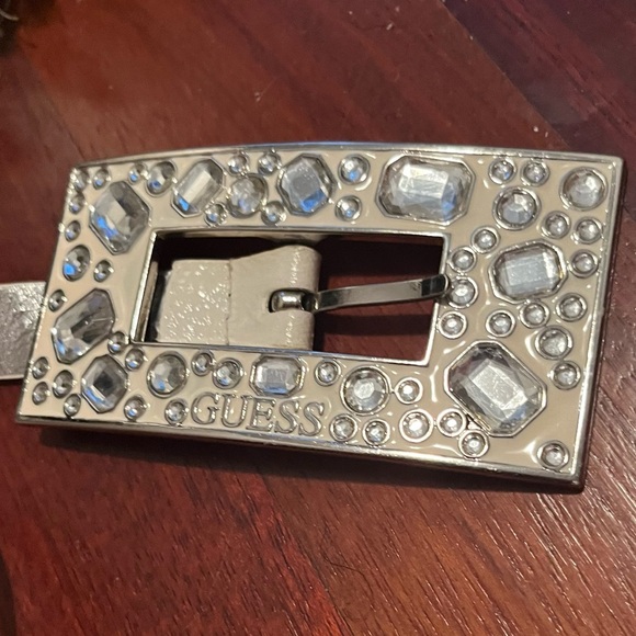 White Bling GUESS Belt Size Medium - Picture 2 of 6